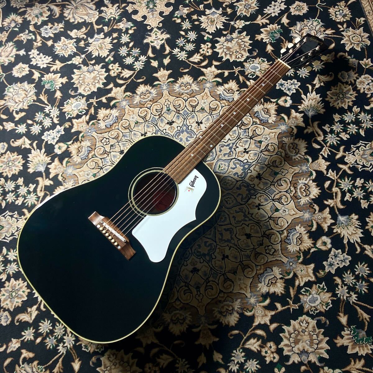 Gibson 1960s J-45 Original Ebony 2022 w/ Ceramic Adjustable Saddle