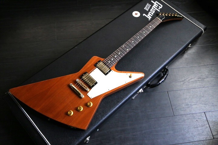 Gibson Explorer エレキギター ハードケース付き Gibson Explorer エレキギター ハードケース付き Gibson Explorer