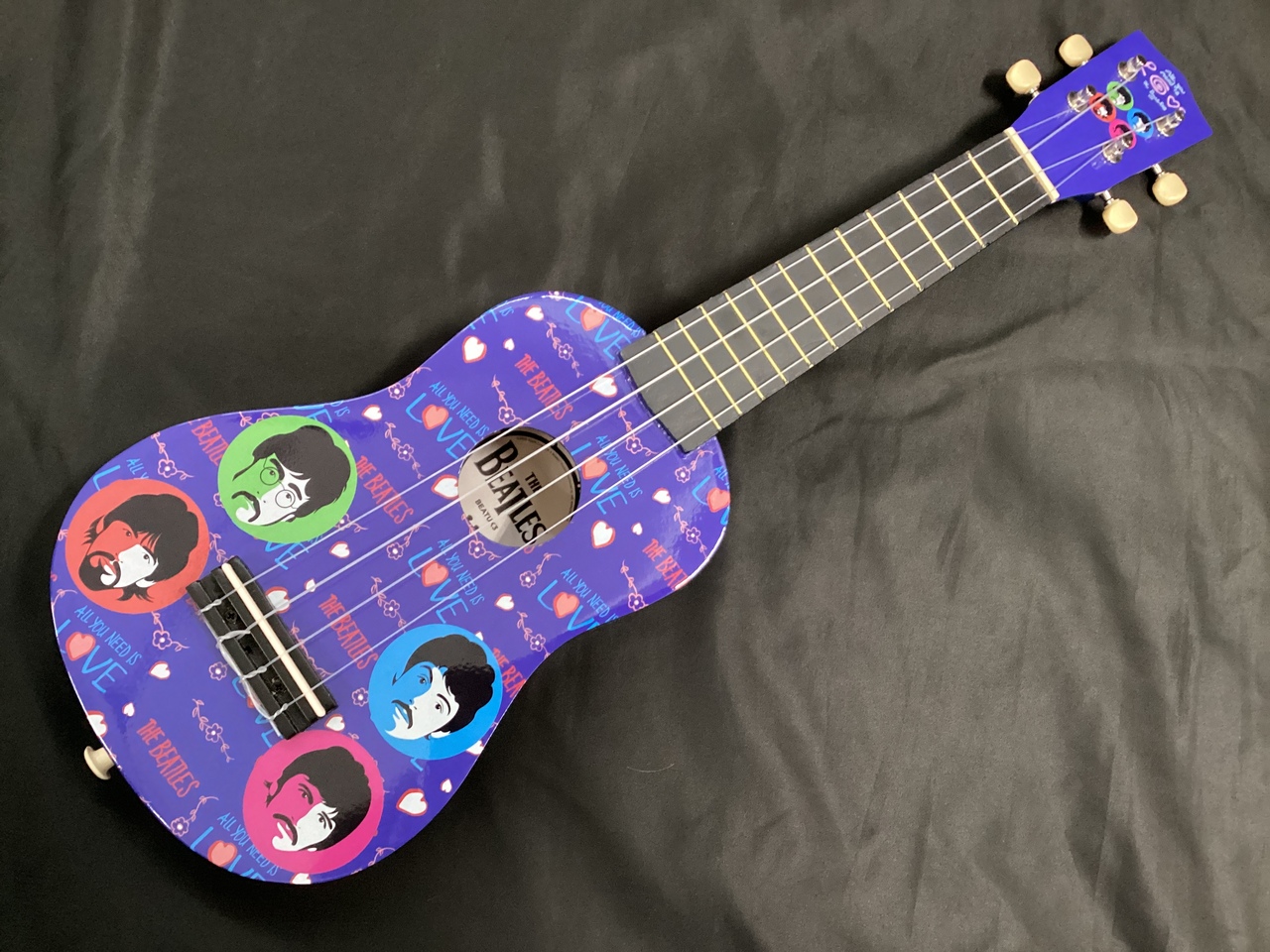 The Beatles Ukulele Love Is NO.BEATUK3 (ウクレレ ビートルズ ファングッズ プレゼント ラブ イズ  )（新品）【楽器検索デジマート】