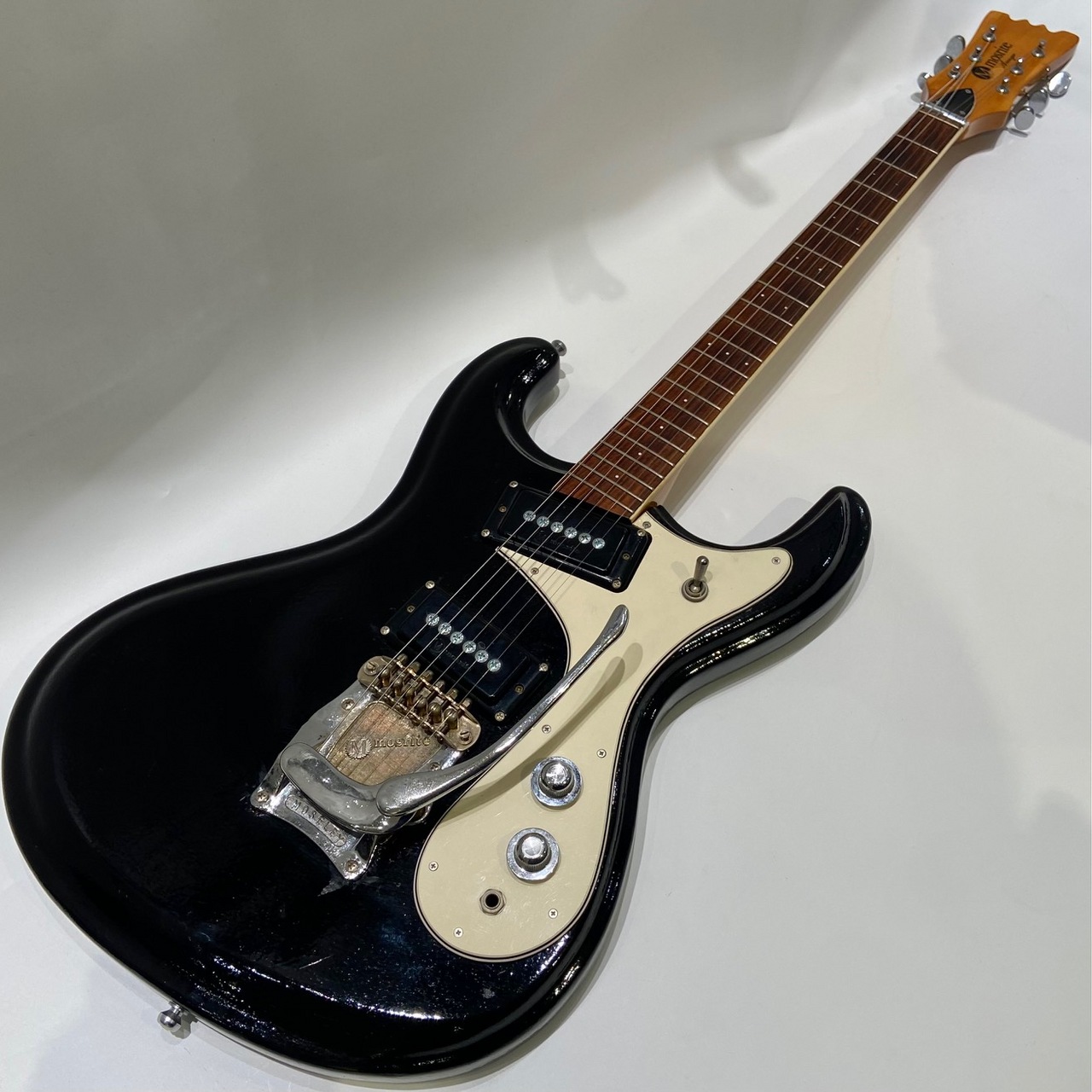 Mosrite Avenger 【国産】（中古/送料無料）【楽器検索デジマート】