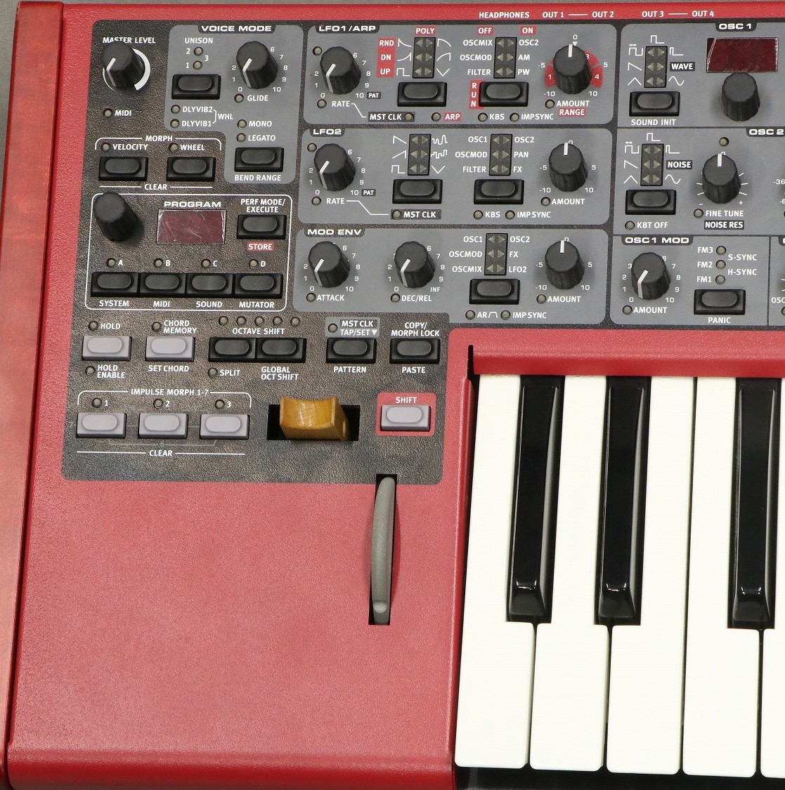 CLAVIA NORD LEAD 4 【御茶ノ水本店】（中古/送料無料）【楽器検索