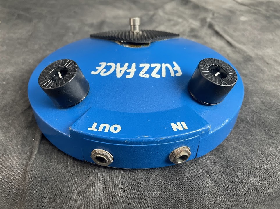 ANALOG.MAN Fuzz Face Brown NKT275 White Dot（中古/送料無料）【楽器 