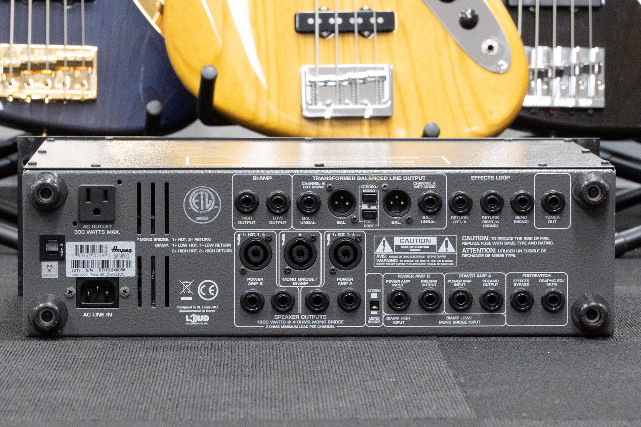 Ampeg SVT-4PRO Headamp 1200W(4Ω)・900W(8Ω)【GIB横浜】（中古
