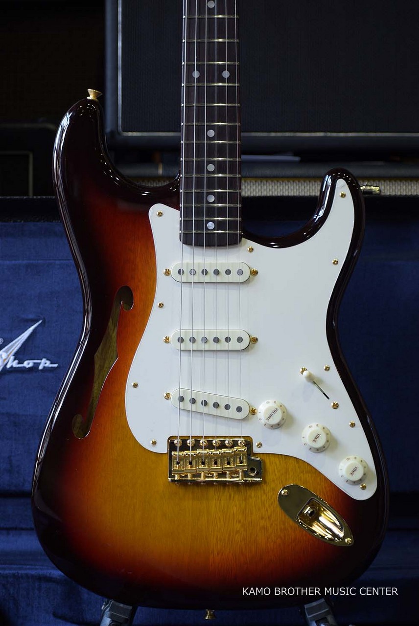 Fender Custom Shop~Artisan Collection~ Korina Stratocaster