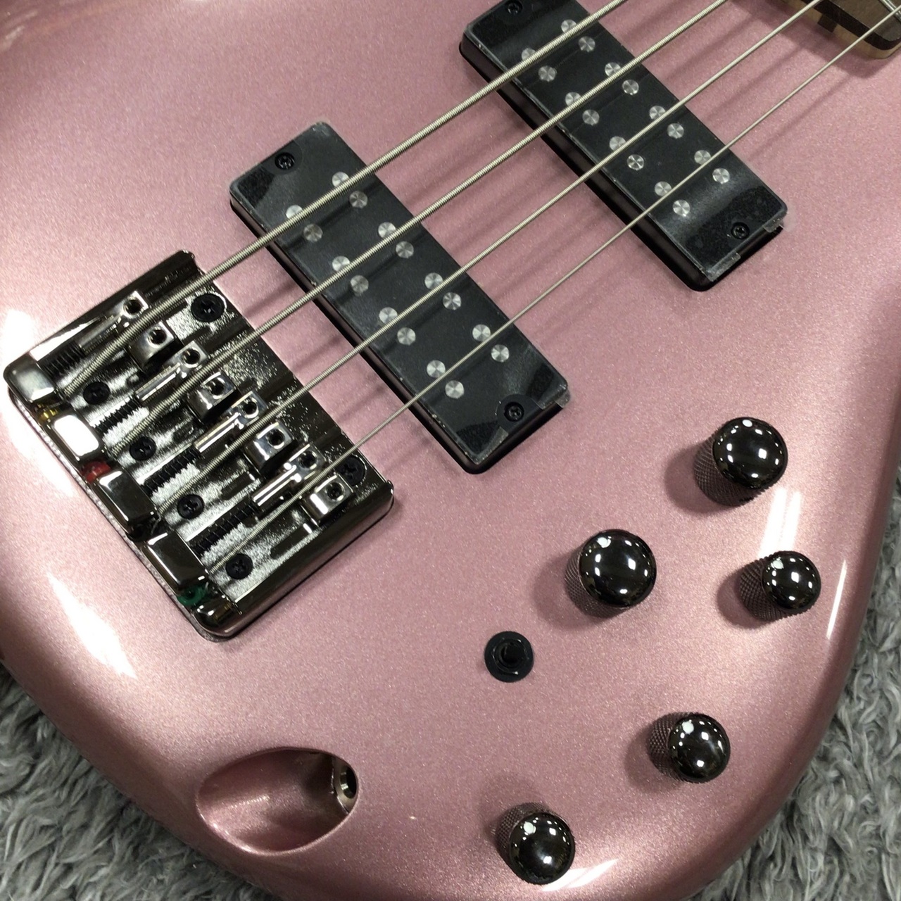 Ibanez SR300E-PGM (Pink Gold Metallic) 【生産完了カラー