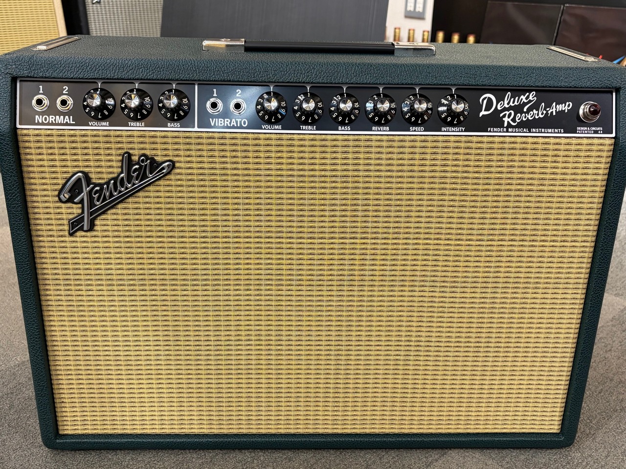 【値下げ中】初期モデル　Specular Reverb 動作未確認 Fender FSR Limited Edition '65 Deluxe Reverb British Green [100V