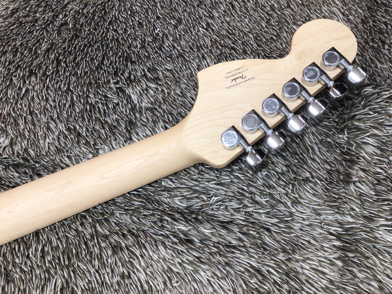 Squier by Fender Affinity Series Stratocaster, Black【ラージヘッド