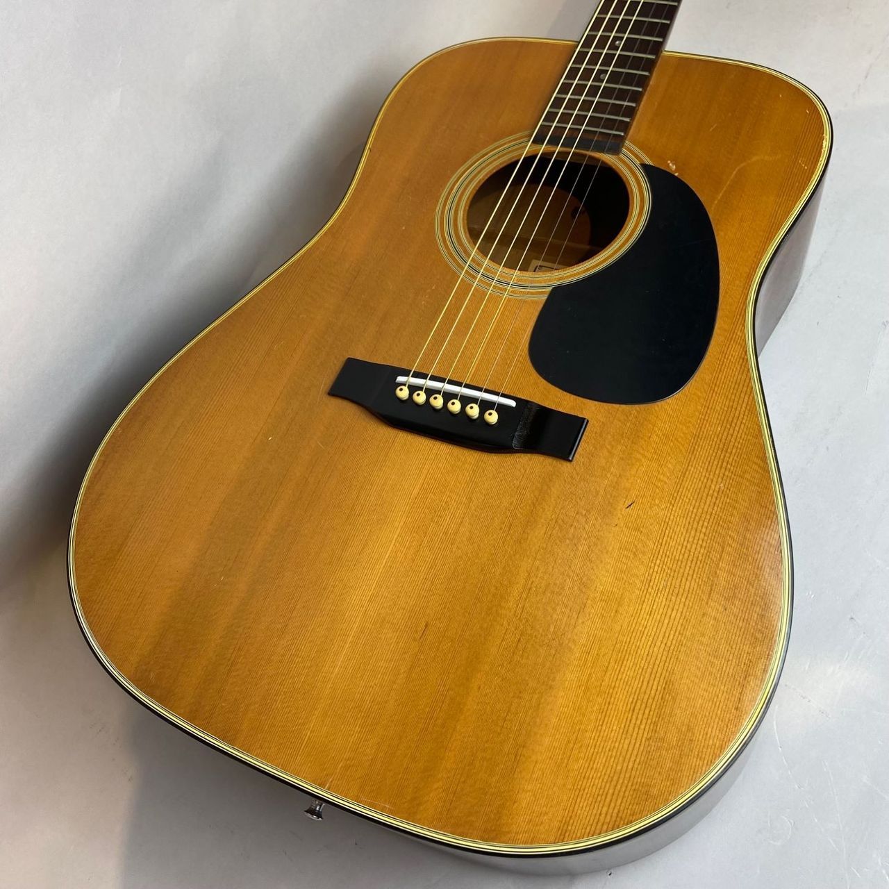 Morris W-15 アコースティックギター ドレッドノート Morris W-15 ドレッドノート アコースティックギター 横ロゴ