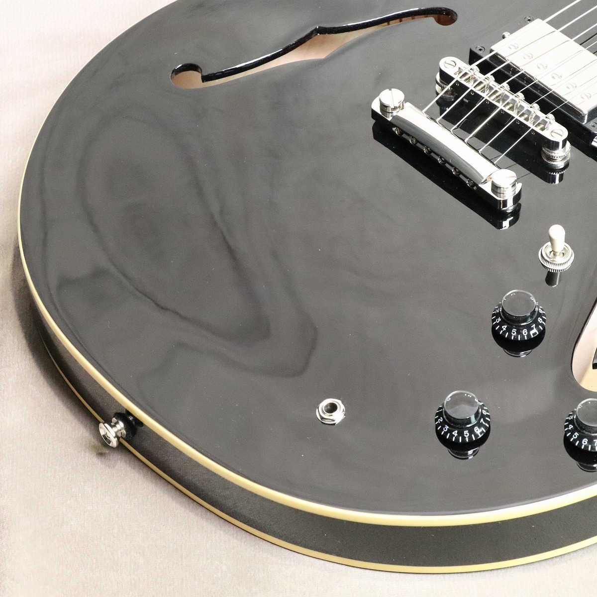 Epiphone ES-335 Traditional Pro Exclusive Ebony [US