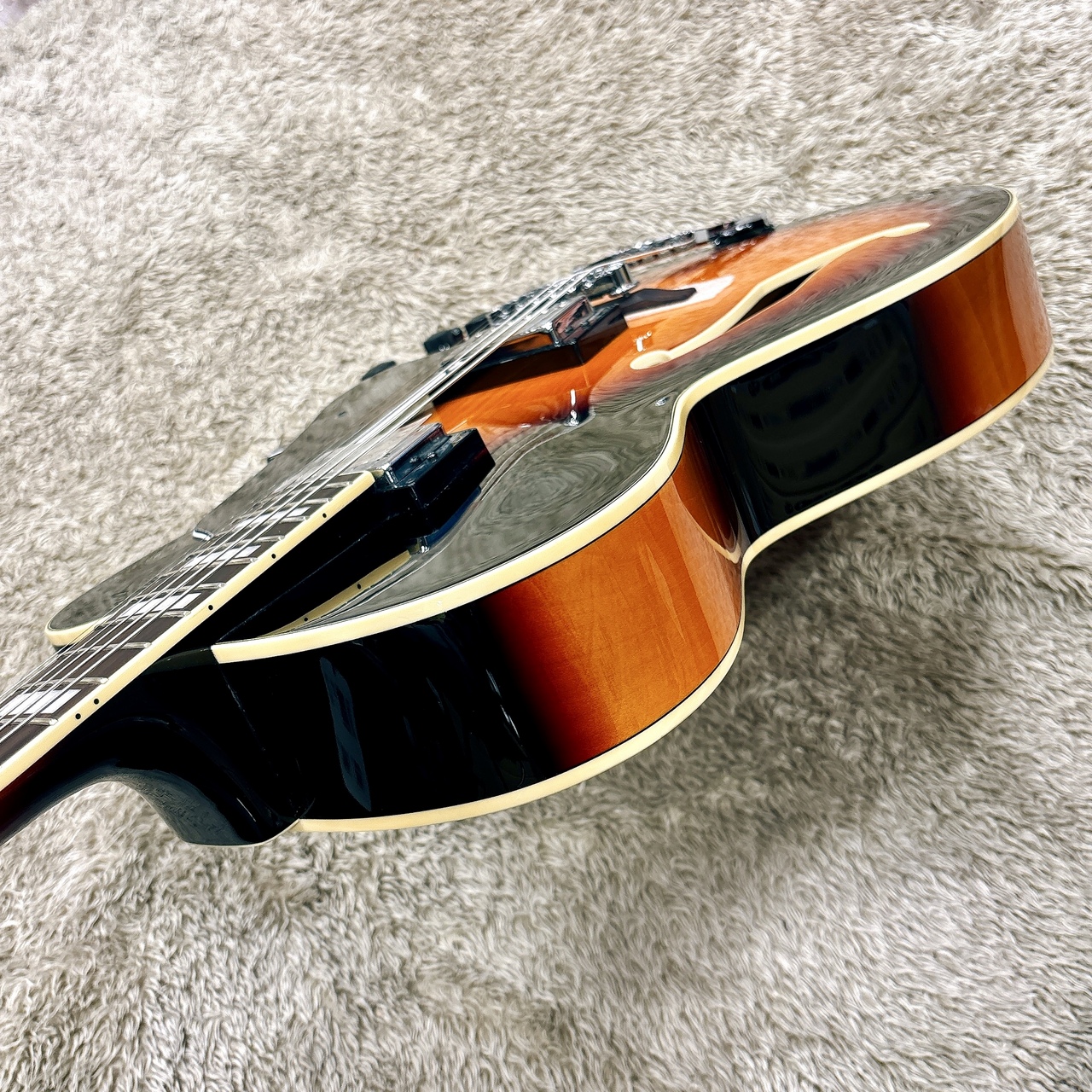 Ibanez AF75-OLMカスタム フルアコ 9002】 Ibanez AF75-OLM カスタム フルアコ ビグスビー 9002