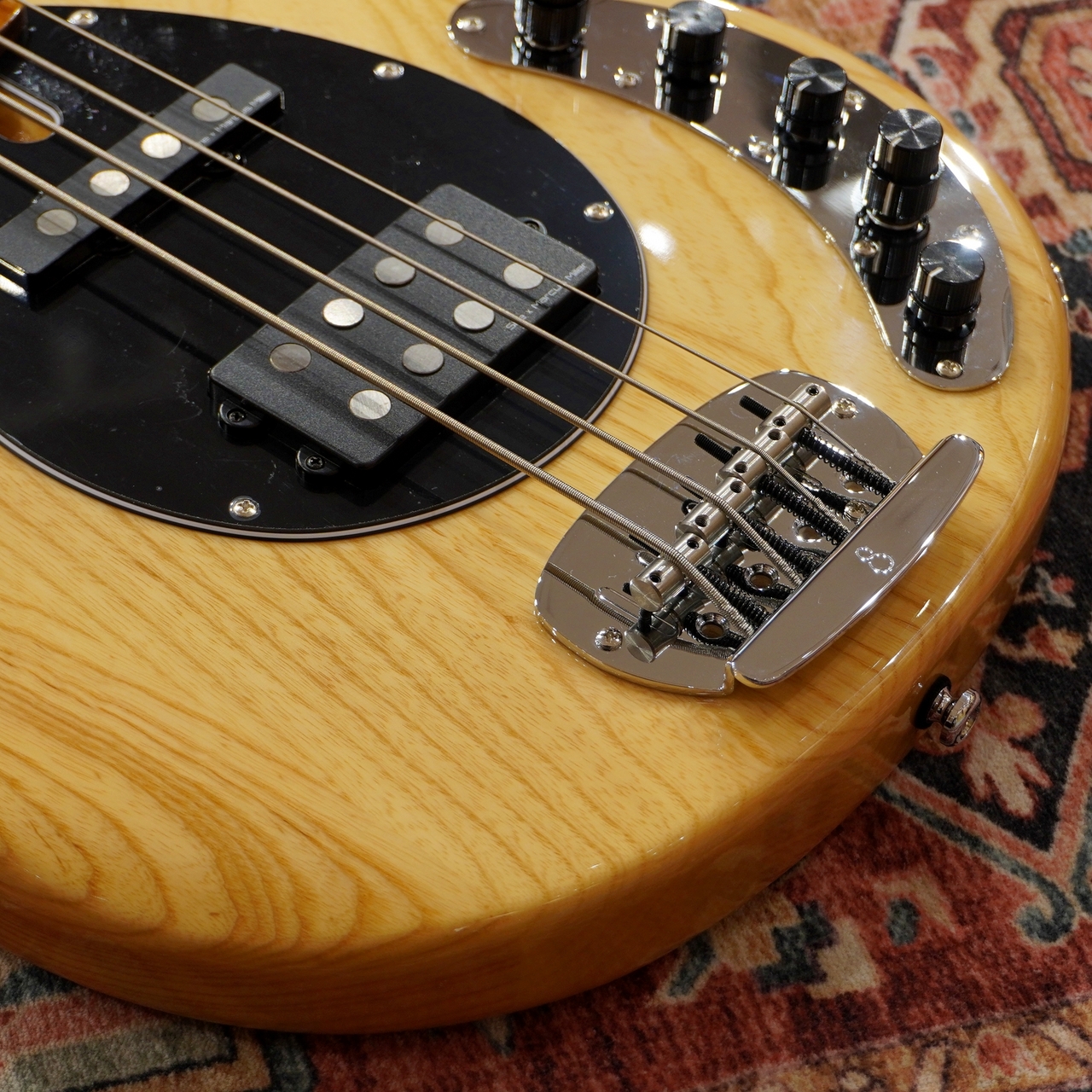 Sire Marcus Miller Z7 4-String NT (Natural)【アクティブ4弦ベース