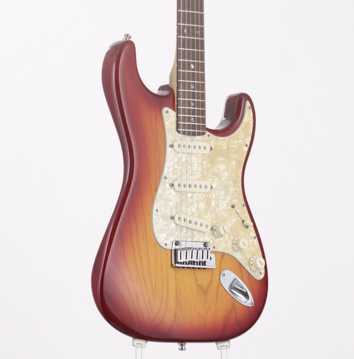 Fender American Deluxe Stratocaster SCN Ash S-1 Switch Buzz Feiten