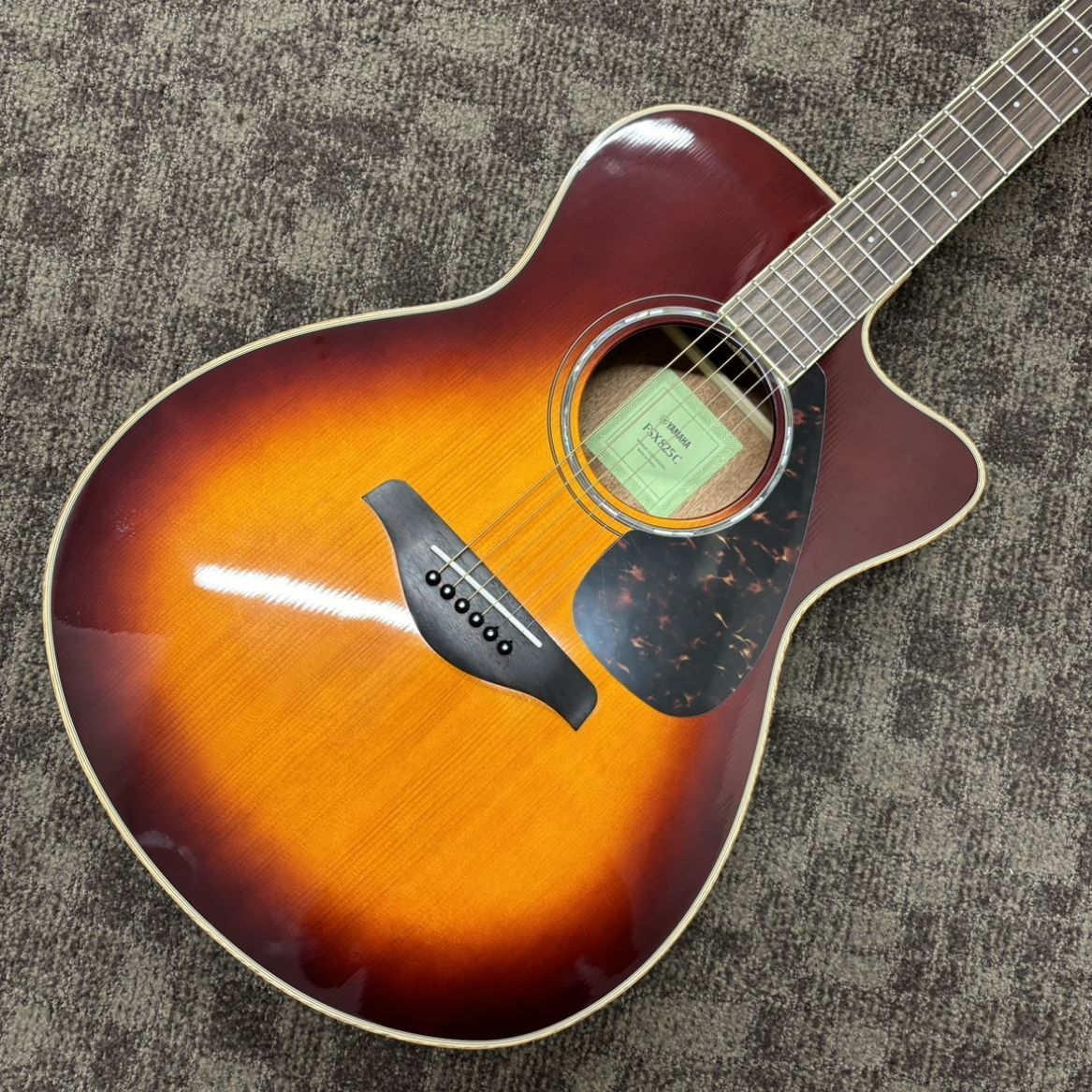YAMAHA FSX825C BS(ブラウンサンバースト) アコースティック