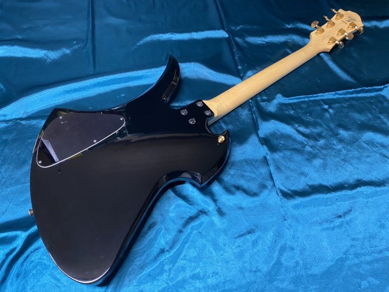 FERNANDES MG-145X Graphic on Black hide Signature （中古）【楽器