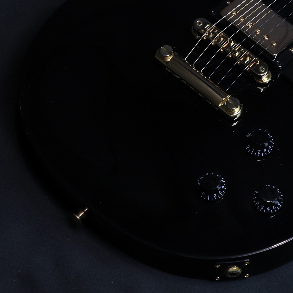 Gibson Exclusive Les Paul Studio with Gold Hardware Ebony 【S/N