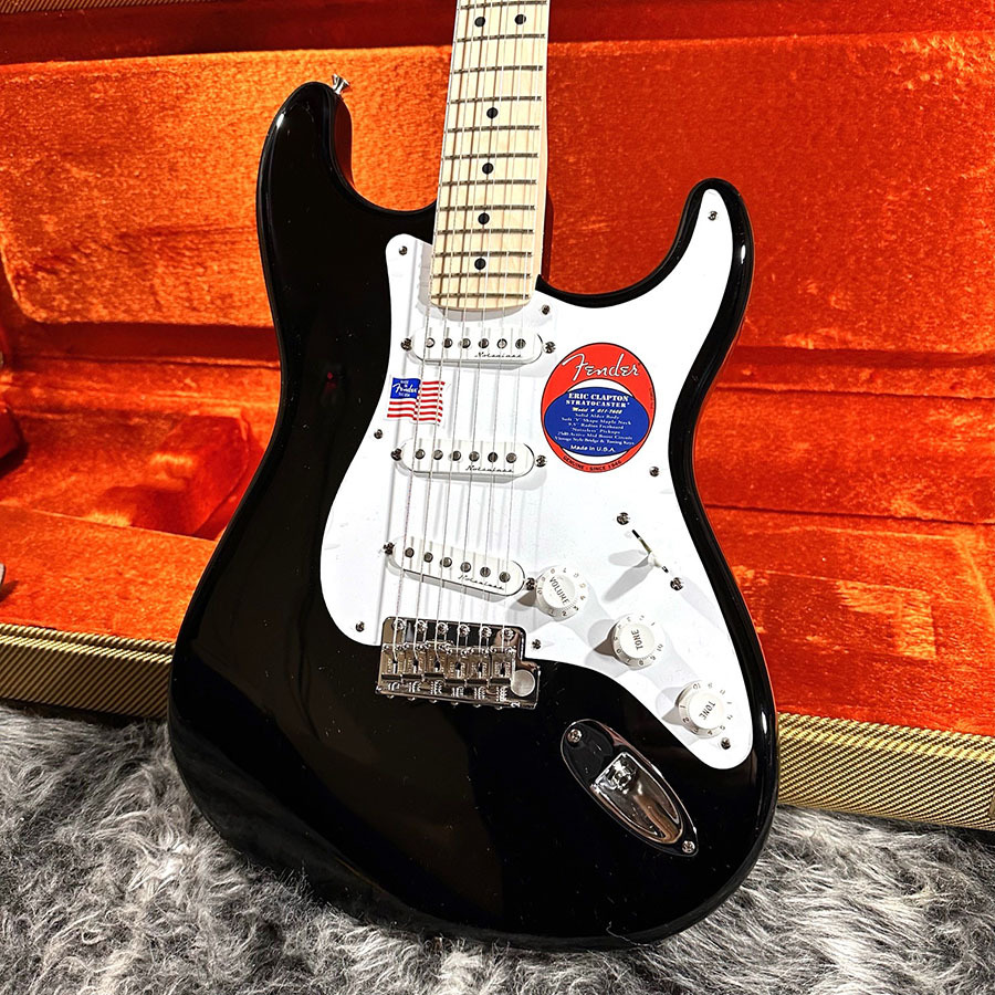 Fender Eric Clapton Stratocaster Maple Fingerboard Black（新品/送料無料）【楽器検索デジマート】
