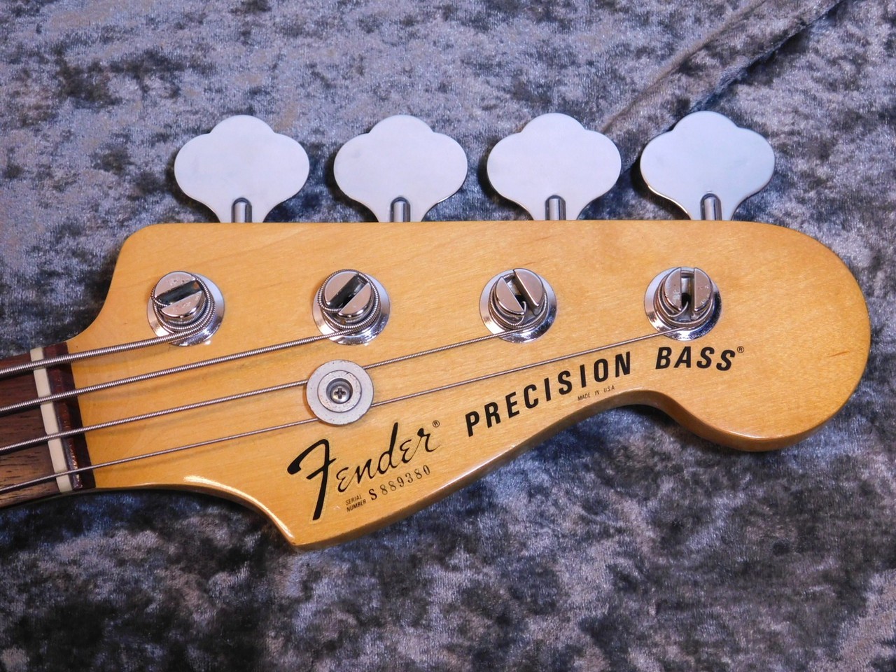 Fender Precision Bass '80（ビンテージ）【楽器検索デジマート】