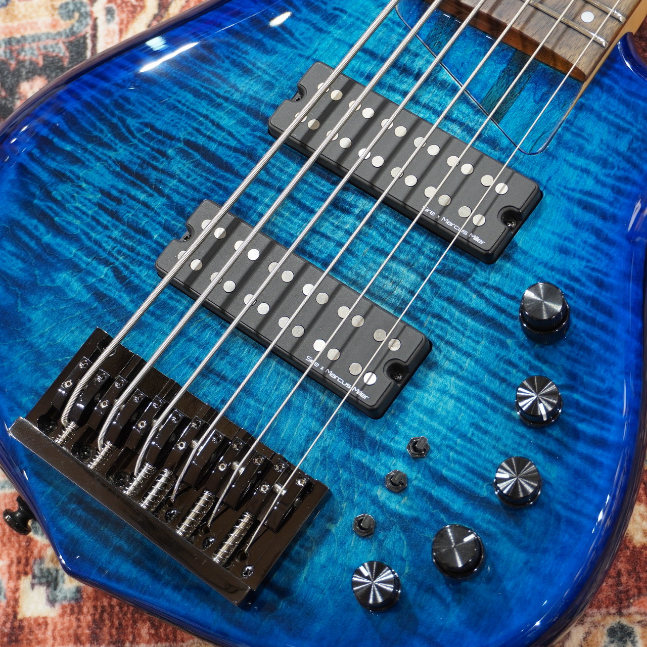 Sire Marcus Miller M7 6st TBL (Transparent Blue) 【2025年製】【6弦
