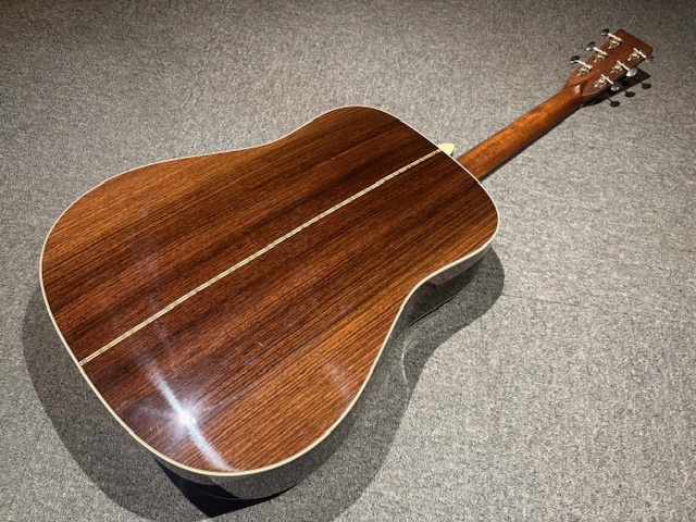 Martin D-28 Standard（新品特価）【楽器検索デジマート】