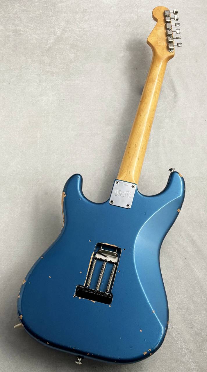 ギター Navigator N-ST-300/R LakePlacidBlue 2006 Navigator N-ST-300 -Lake Placid Blue- ≒3.44kg【USED】（中古