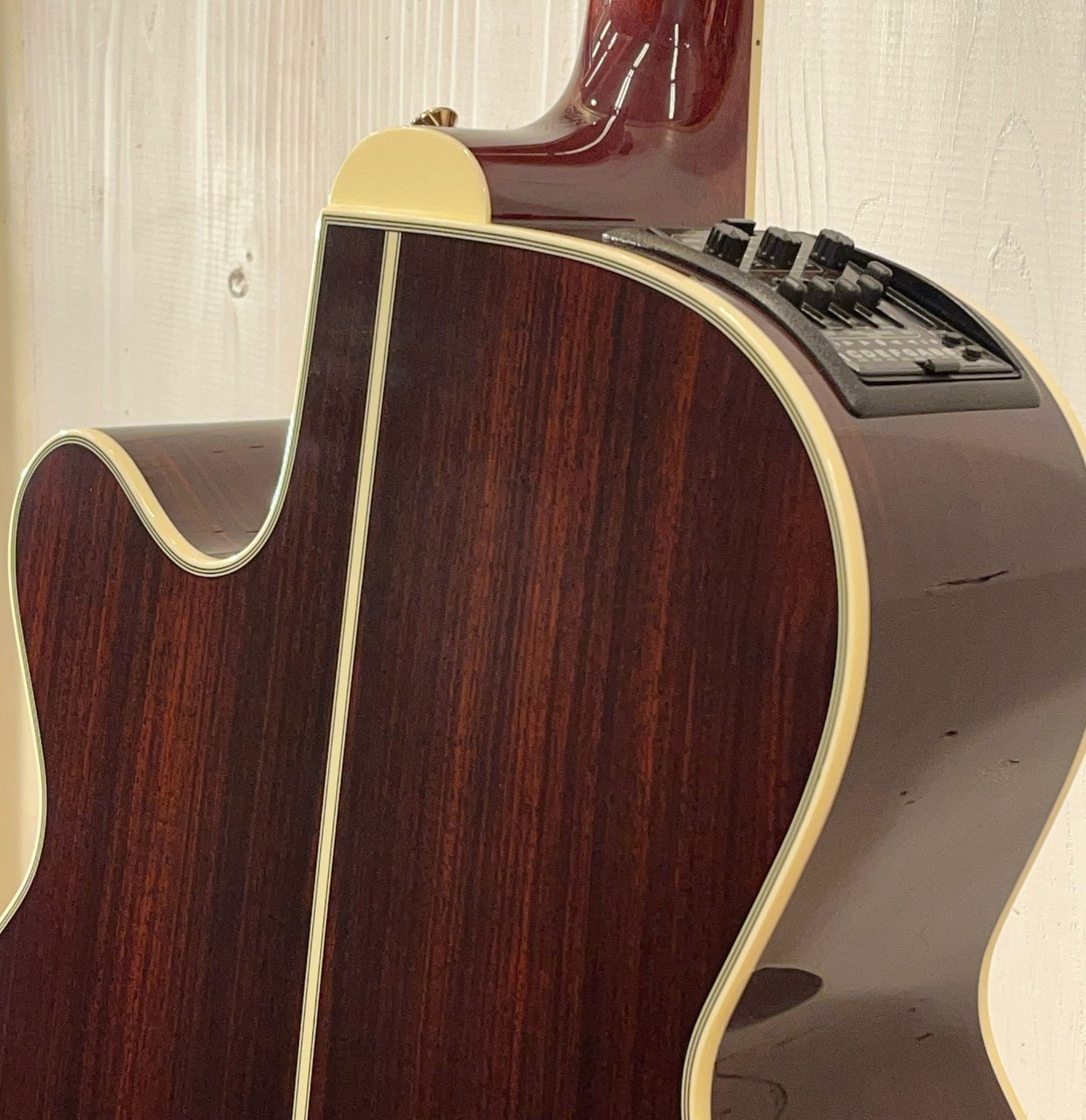 Takamine 2026年製 匠TAKUMI ~Antique Nutmeg~ 【無金利分割OK】【送料