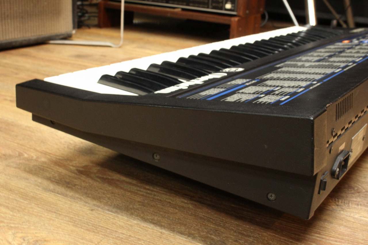 ✰︎B.A.P MATRIX 全員サイン入り 中古品✰︎ Oberheim MATRIX-6 【キーボードマート新宿】【新宿店】（中古/送料