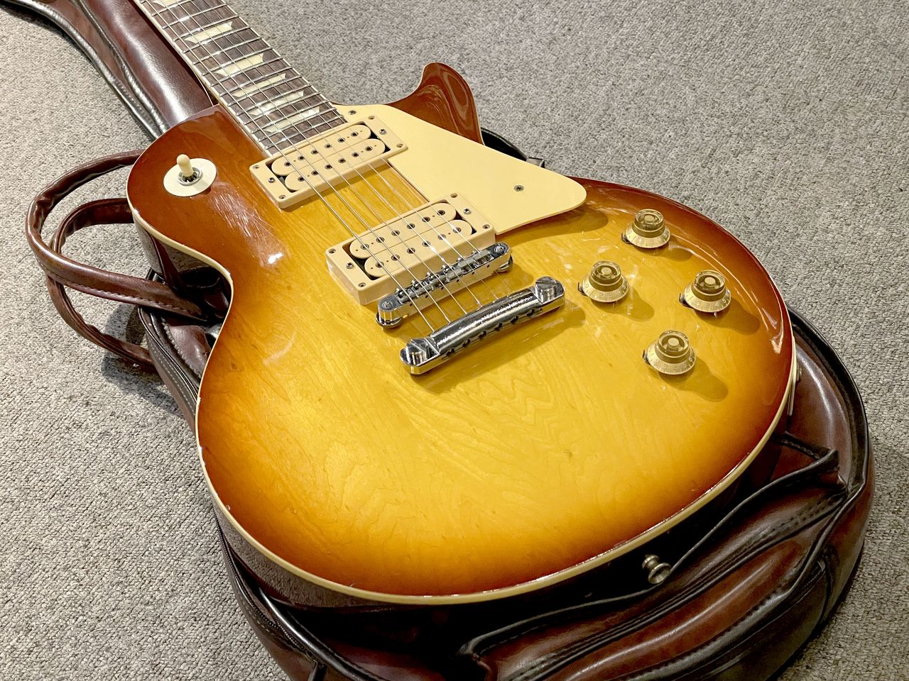 【1984年製】 Tokai LS-50 Love Rockモデル Tokai LS-50 Love Rock(ビンテージ)【楽器検索デジマート】