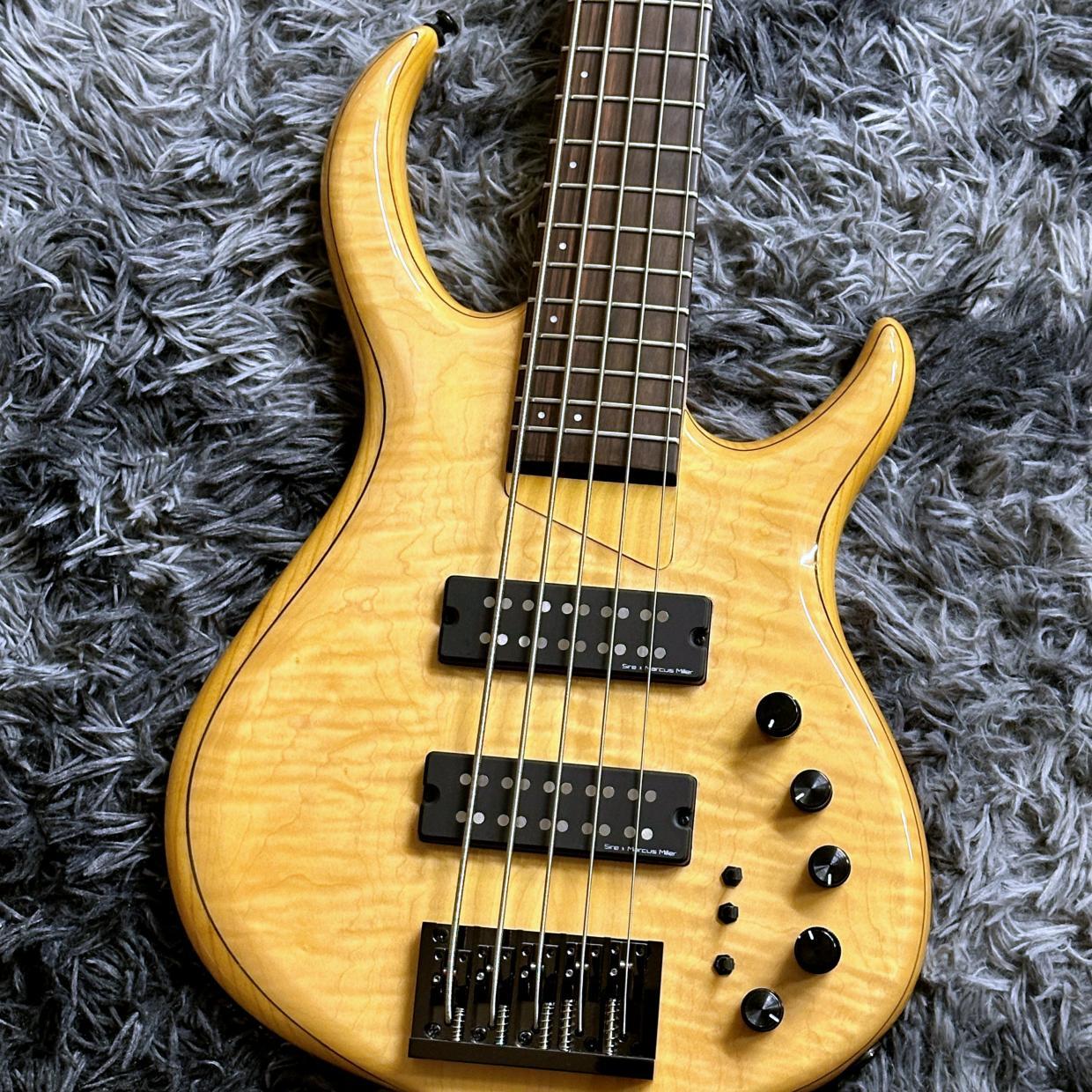 Sire Marcus Miller M7 Ash 5-String Natural 【中古】【美品】【2025