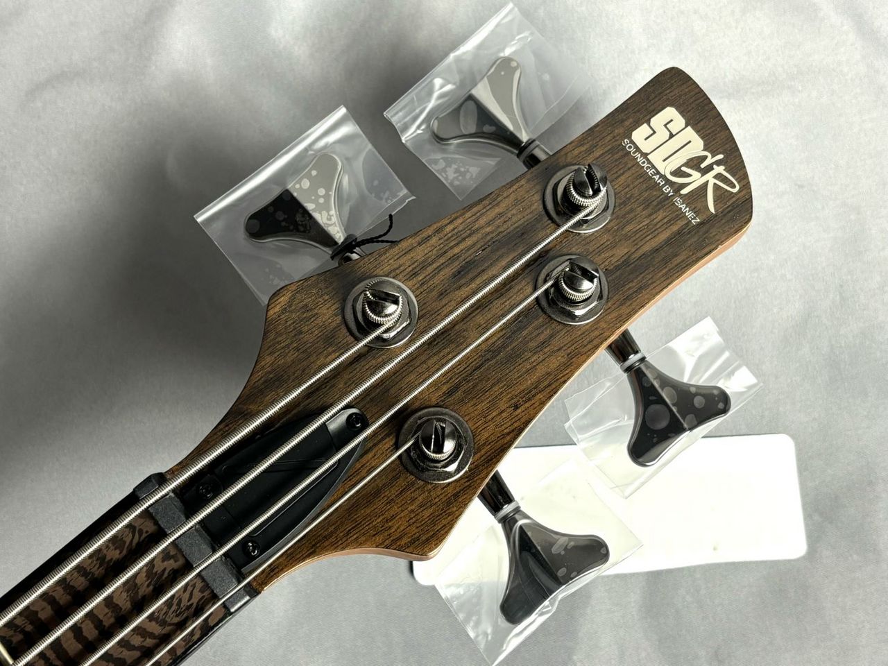 CLIVE アクティブ/パッシブ切替 エレキベース シースルーレッド CLIVE アクティブ/パッシブ切替 エレキベース シースルーレッド