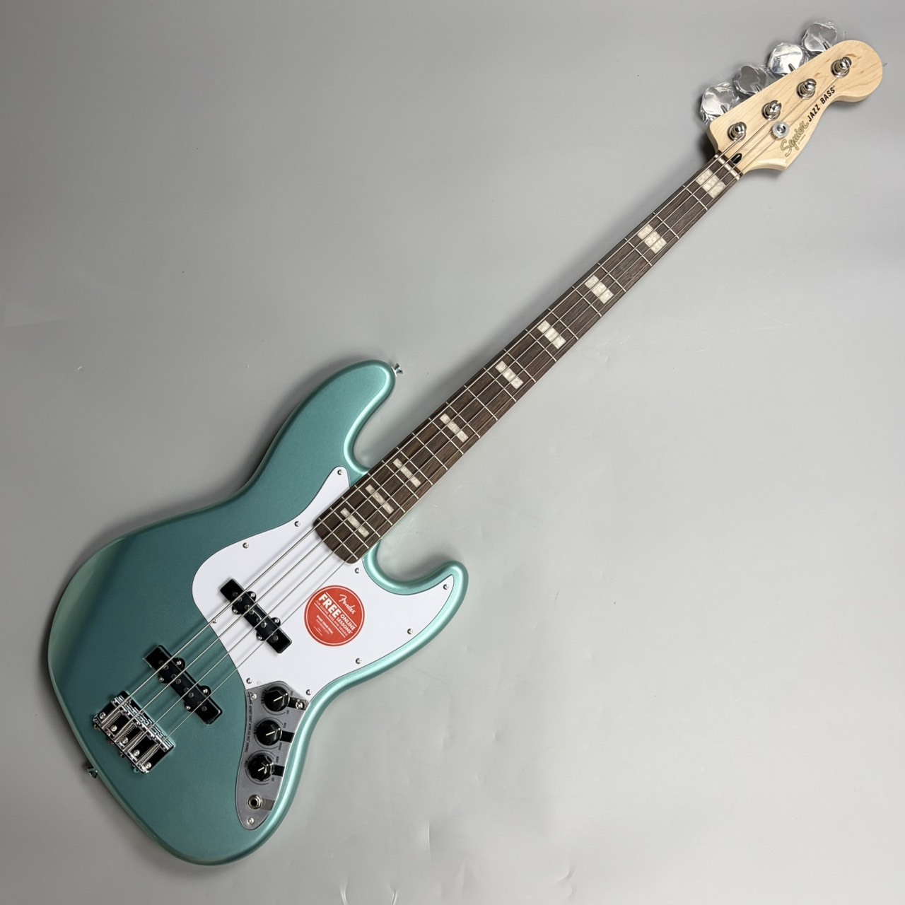 Squier by Fender Affinity Series Active Jazz Bass Mystic Sea Foam