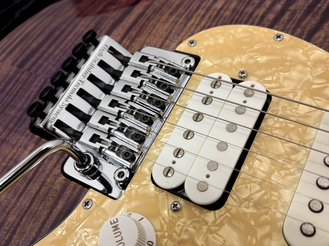 Suhr Pro Series S6 Trans Purple（中古/送料無料）【楽器検索デジマート】