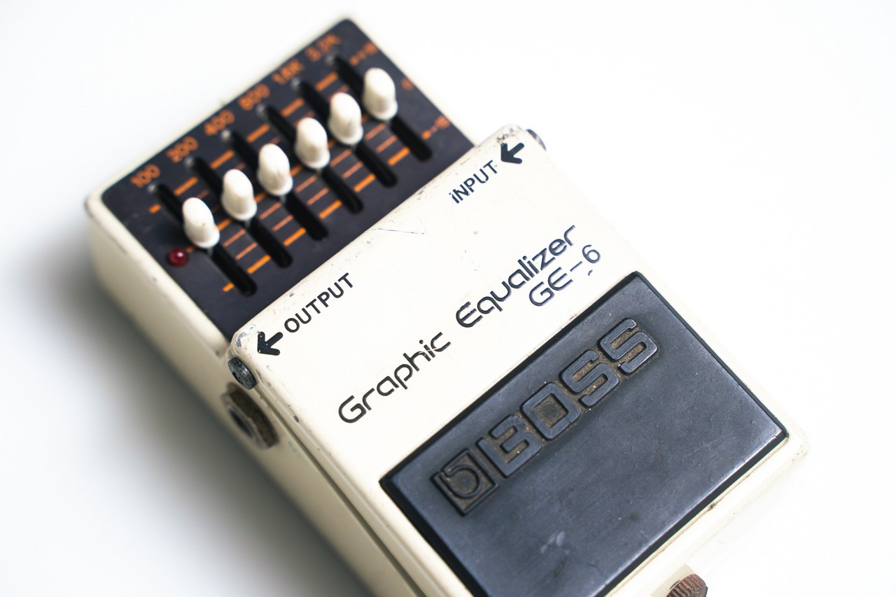BOSS GE-6 Graphic Equalizer Made In Japan 銀ネジ【GIB横浜