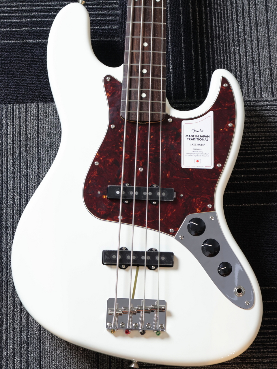 Fender Made in Japan Traditional 60s Jazz Bass -Olympic White