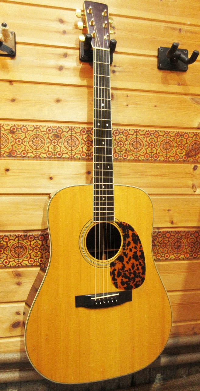 【3月限定セール！】1977年製 S. Yairi YD-305 ヴィンテージ S.Yairi YD-305 1977年製 税込販売価格 ￥79,800- 中古 1977年製のS