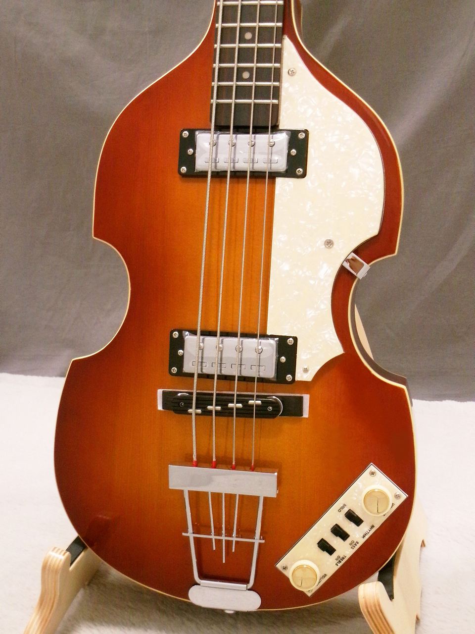 Hofner Ignition Violin Bass Limited Edition HI-500/1-SB Sunburst