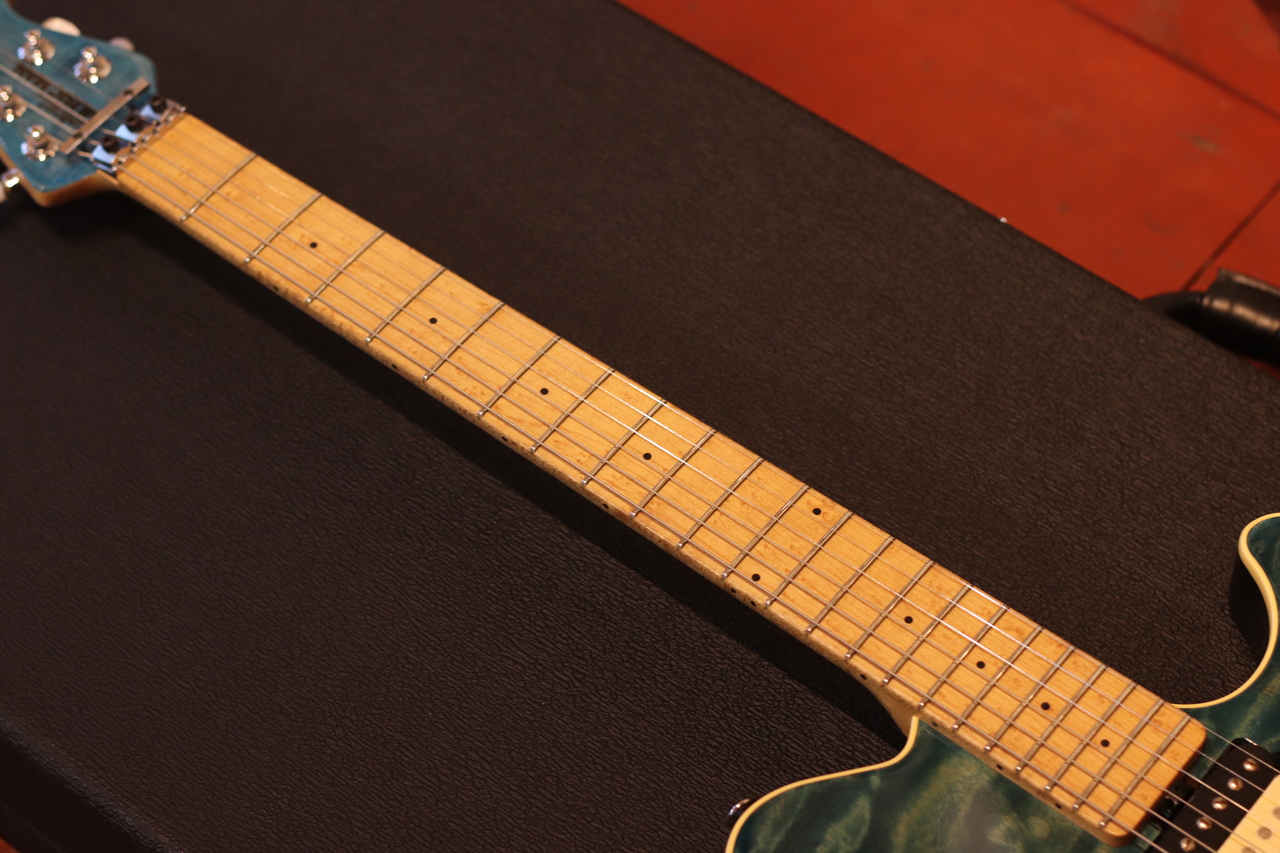 MUSIC MAN AXIS EX Translucent Blue（中古/送料無料）【楽器検索