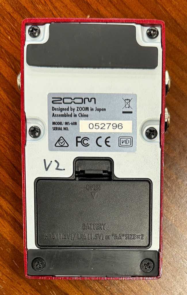 【超レア物】ZOOM MS-60B「HUMPBACK MOD  Ver.2」 Amazon.com: Zoom MS-60B+ MultiStomp Bass Effects Pedal with