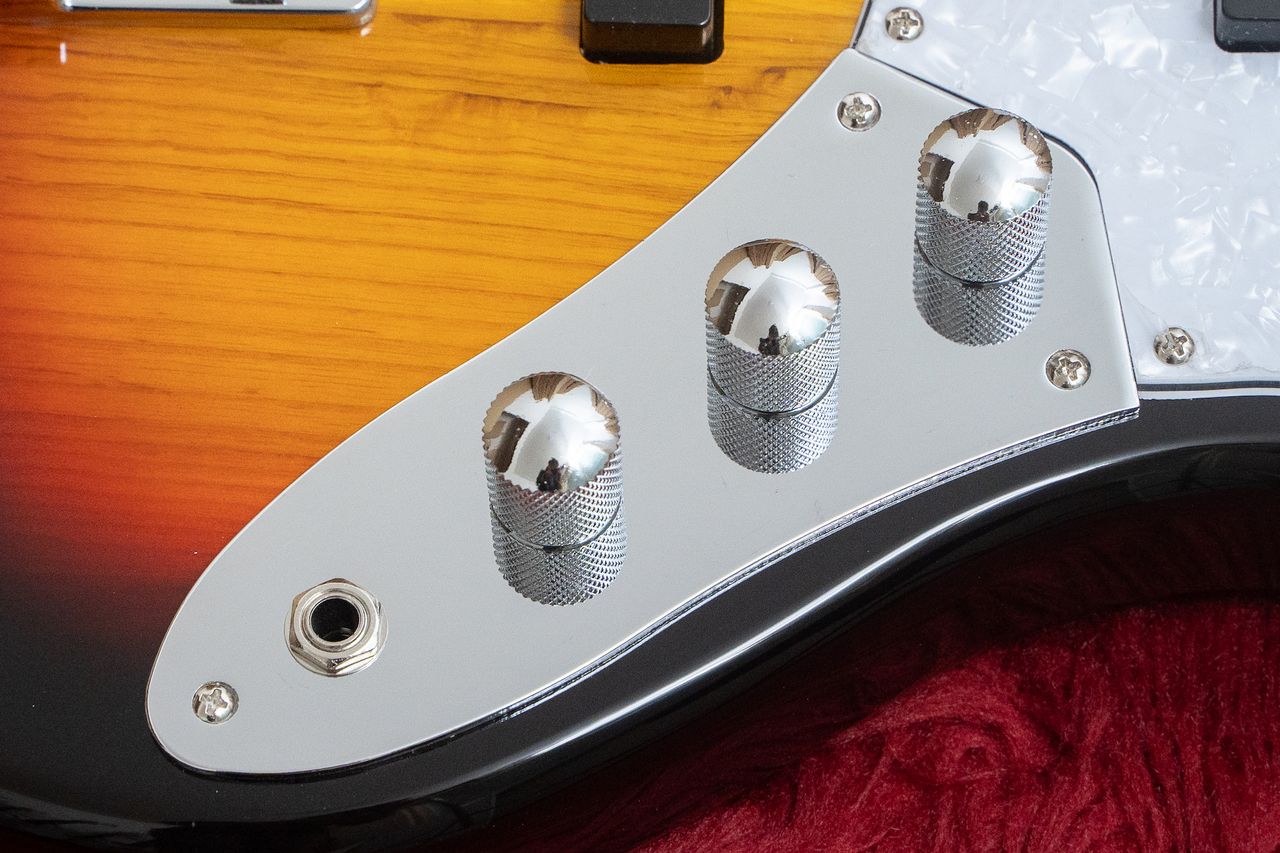 (美品) woofy basses Cavalier 5 5弦ベース new】woofy basses / ONE series Cavalier 5 M Sunburst - Geek