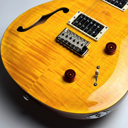 Paul Reed Smith(PRS) SE Custom 22 Semi-Hollow（Santana Yellow