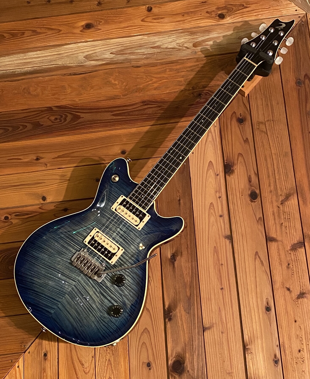 T's Guitars Arc-STD/VS100N Flame Top WhaleBlueBurst（中古）【楽器