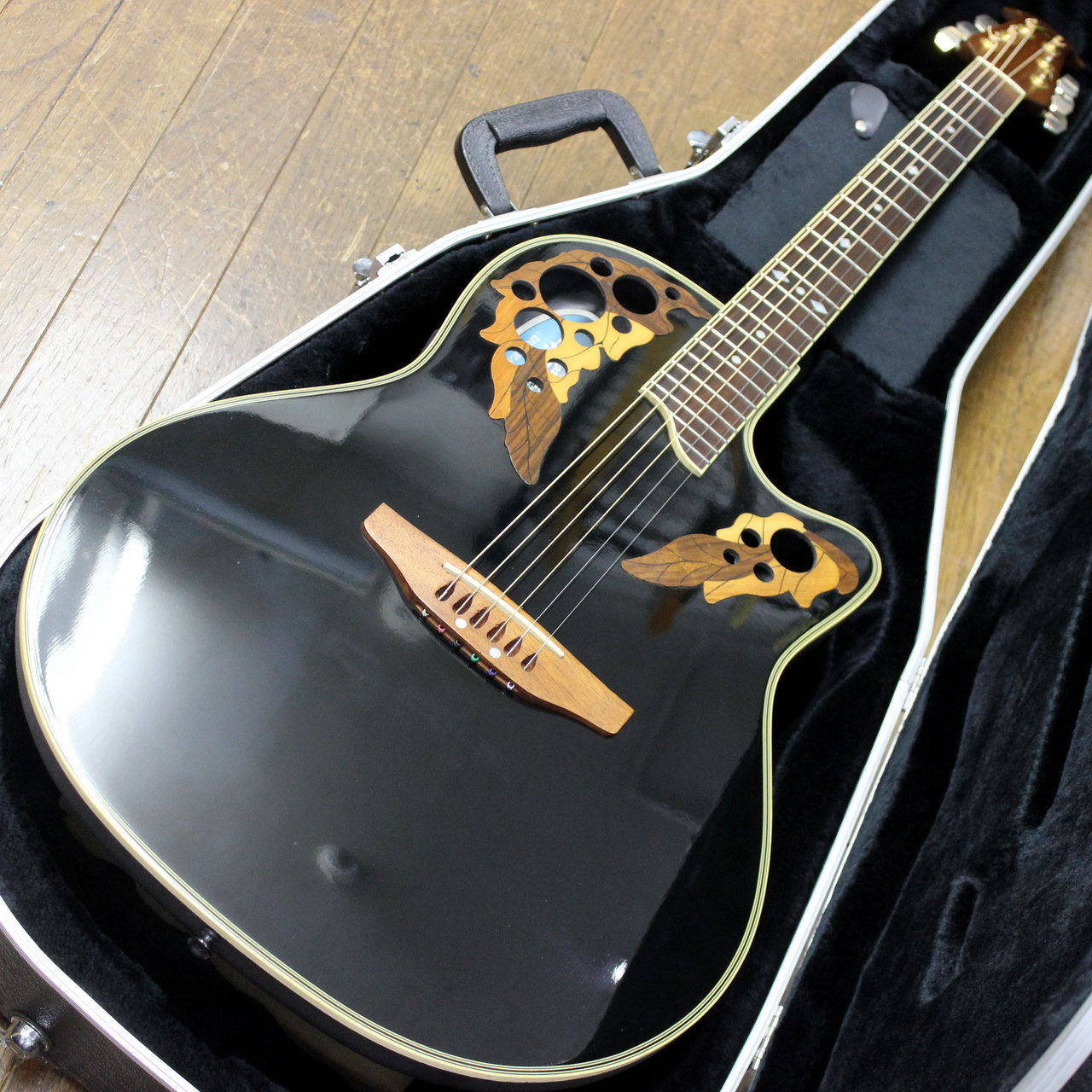【早い者勝ち】Ovation Deluxe CS257 WB オベーション Ovation Celebrity Deluxe CS257 Black オベーション・セレブリティ