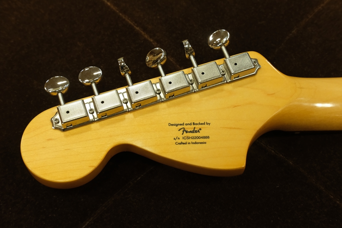 スクワイヤーFSR Classic Vibe Mustangスキャロップ加工 Squier by