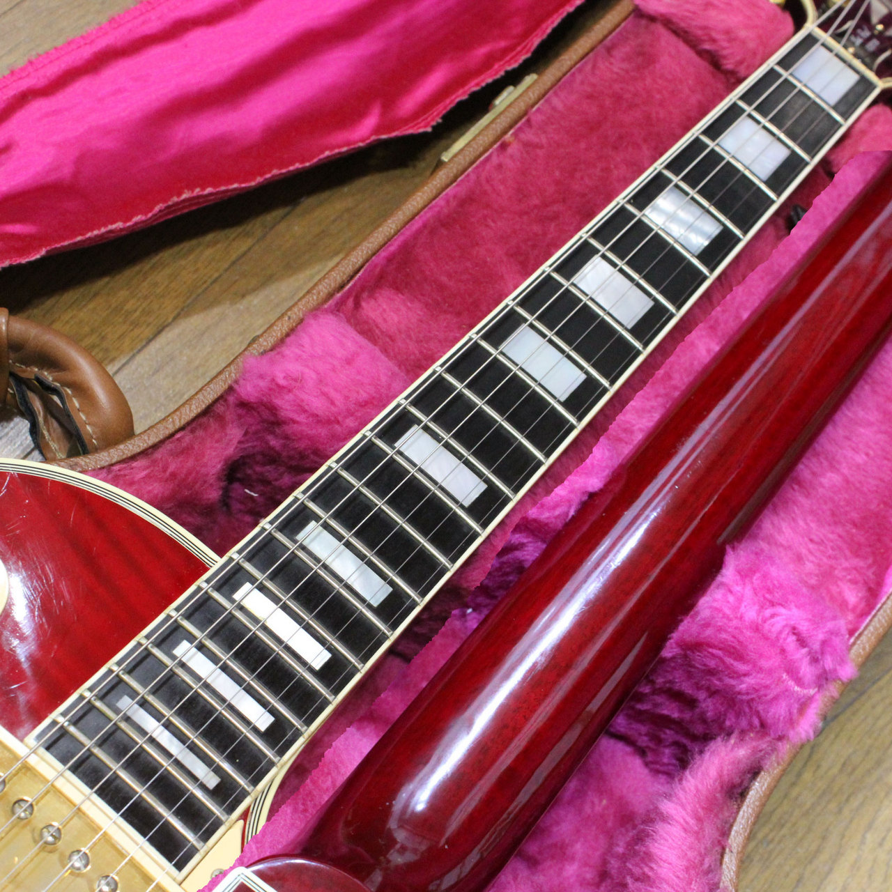 Gibson Les Paul Custom Plus Heritage Cherry Sunburst フィギュアド 