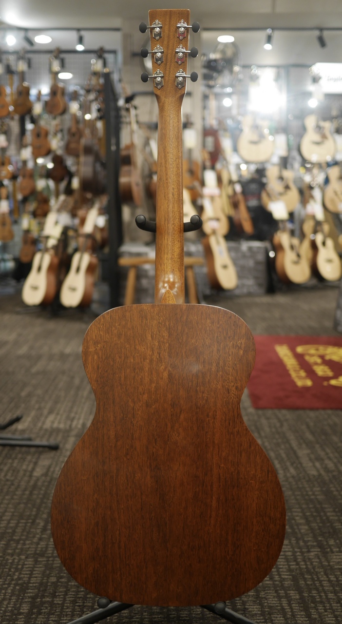 Martin OOO-15M オールマホガニー単板、純正ケース付き。 Martin OOO-15M（新品/送料無料）【楽器検索デジマート】