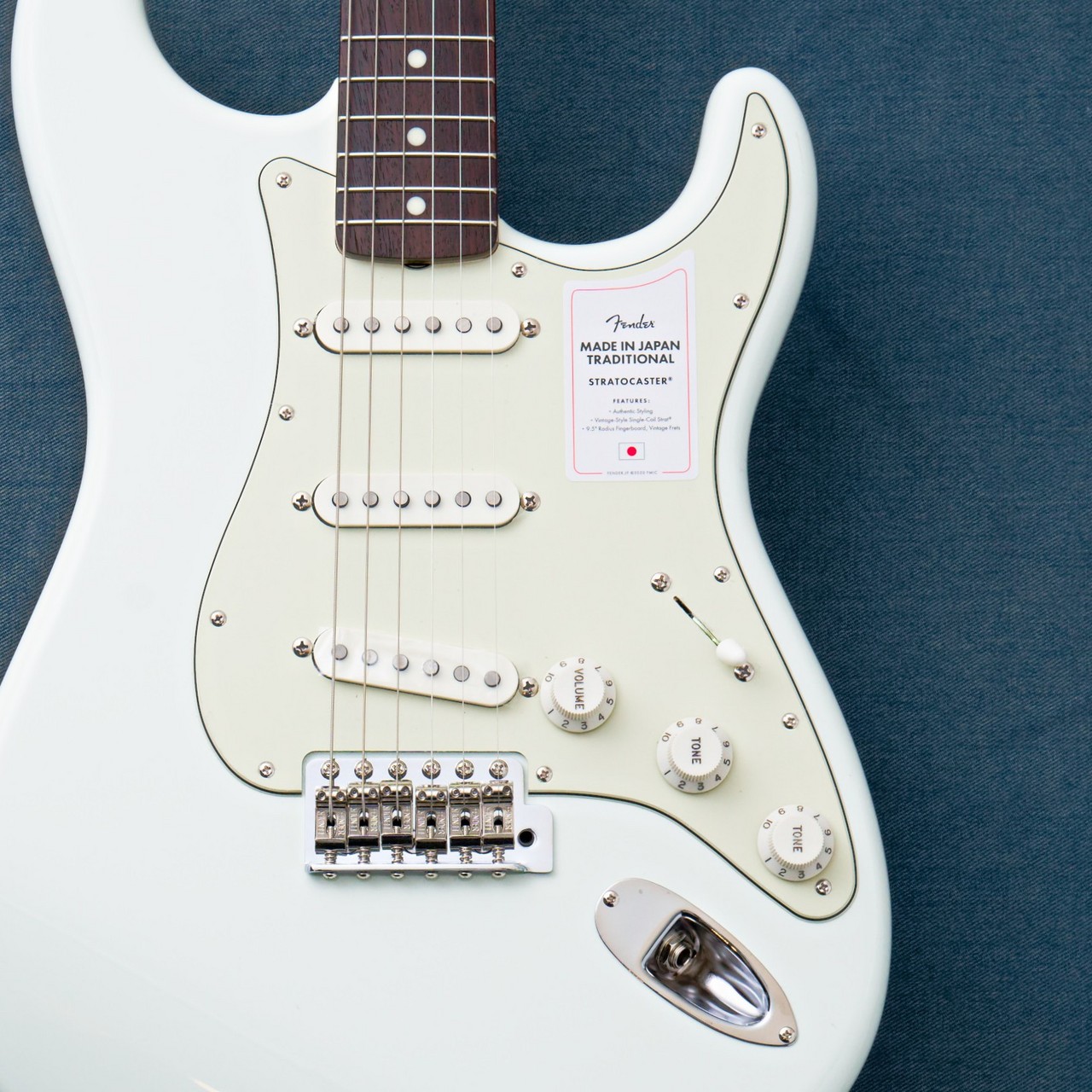 Fender MIJ TRADITIONAL 60s STRATOCASTER Olympic White / OWT 【王道