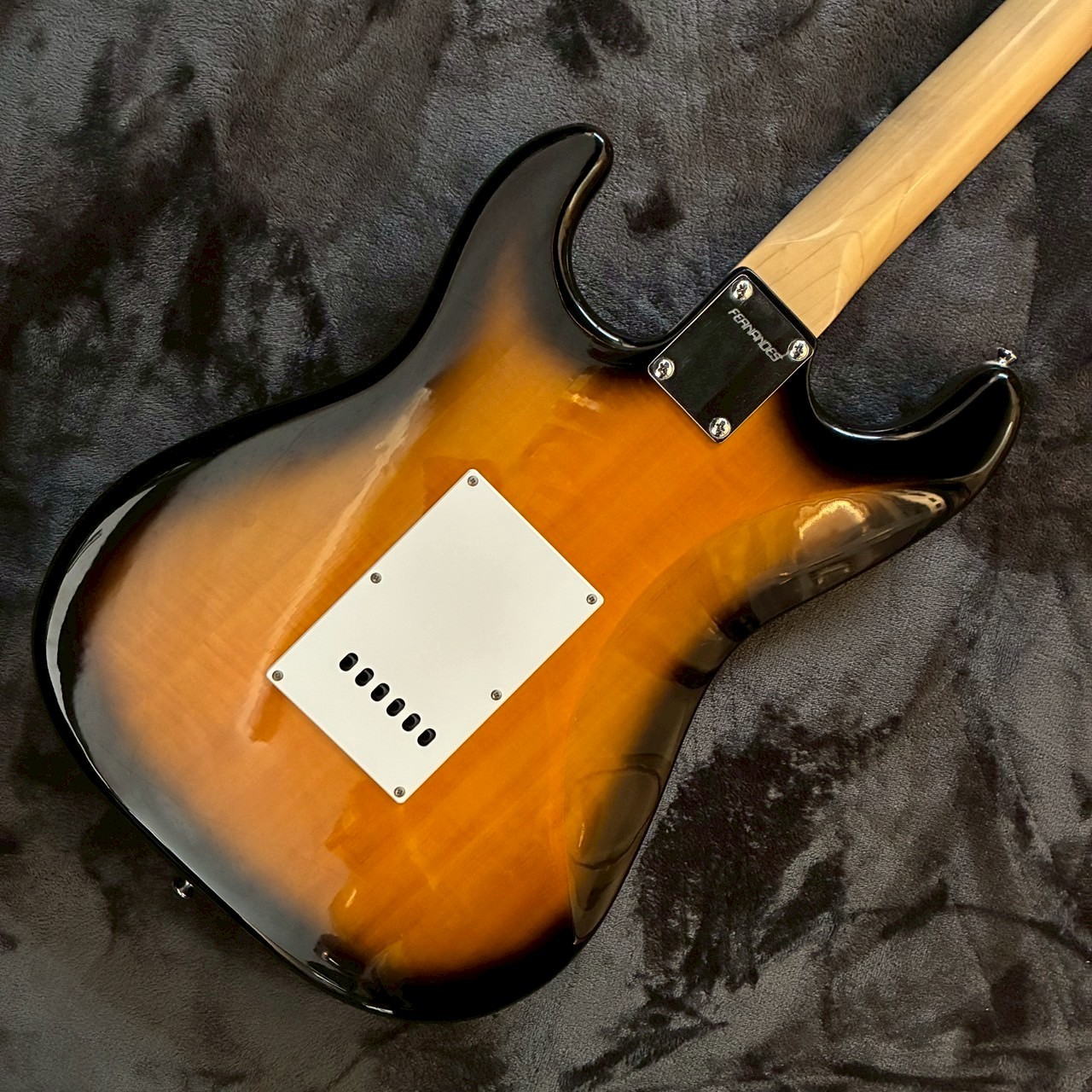 FERNANDES ストラトキャスタータイプ 【USED】【3.3kg】（中古