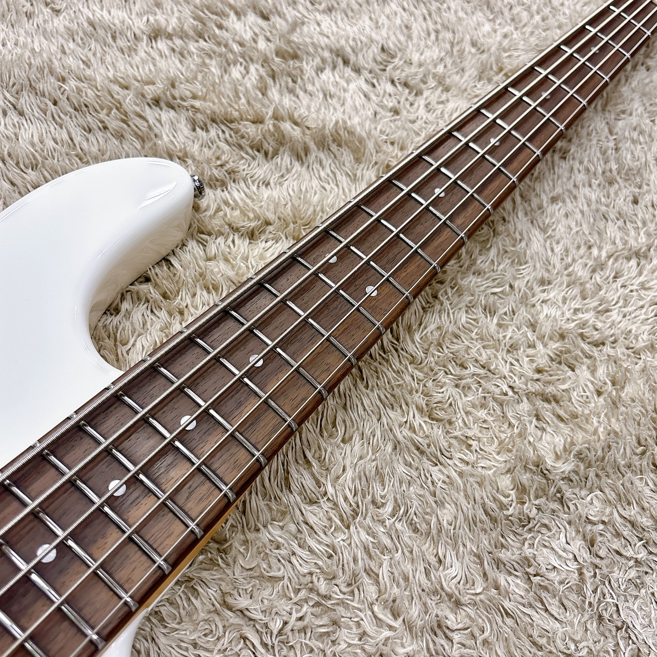 Sire Marcus Miller Z7-5String / AWH (Antique White