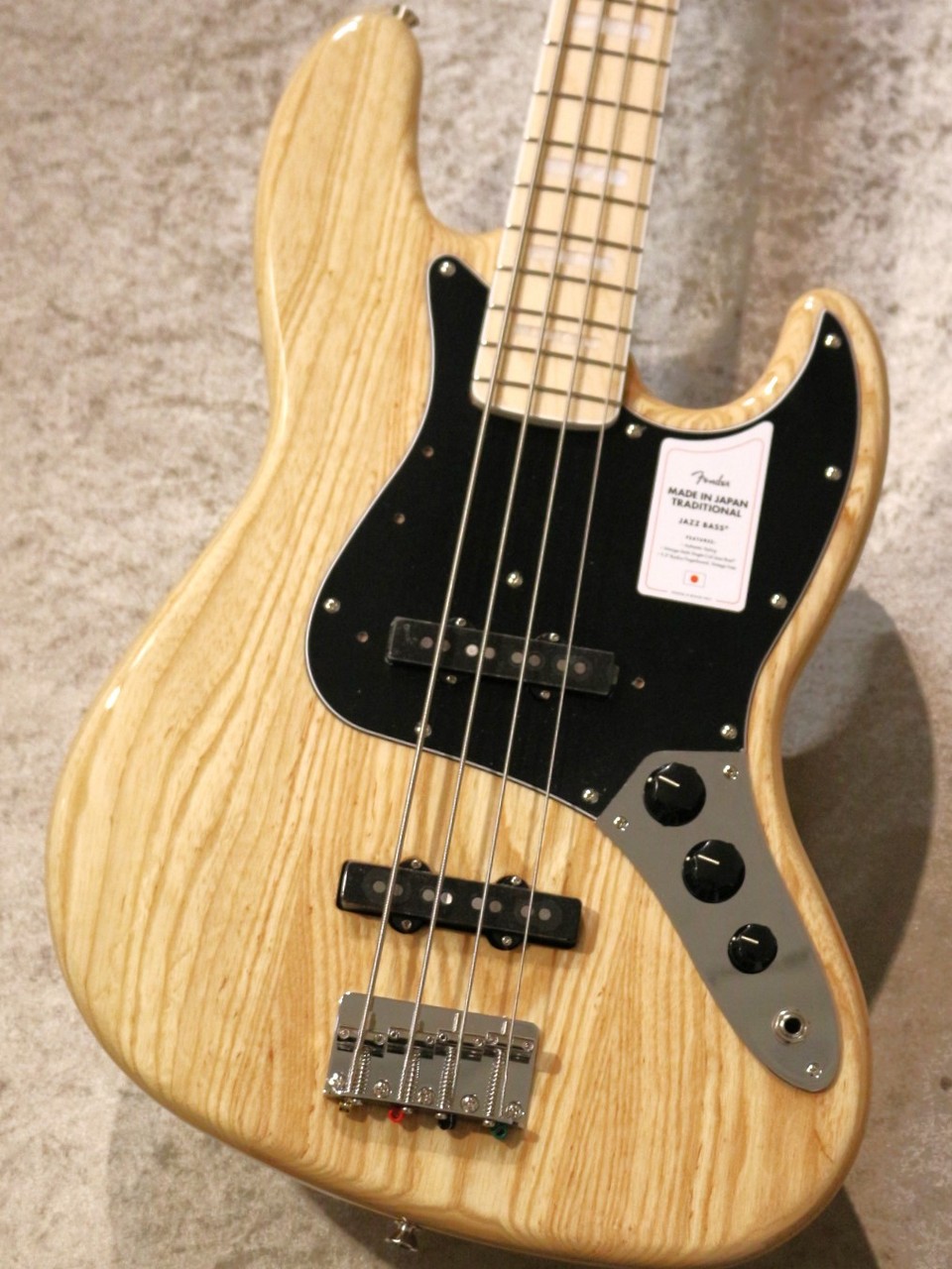 Fender Made in Japan Traditional 70s Jazz Bass Natural with