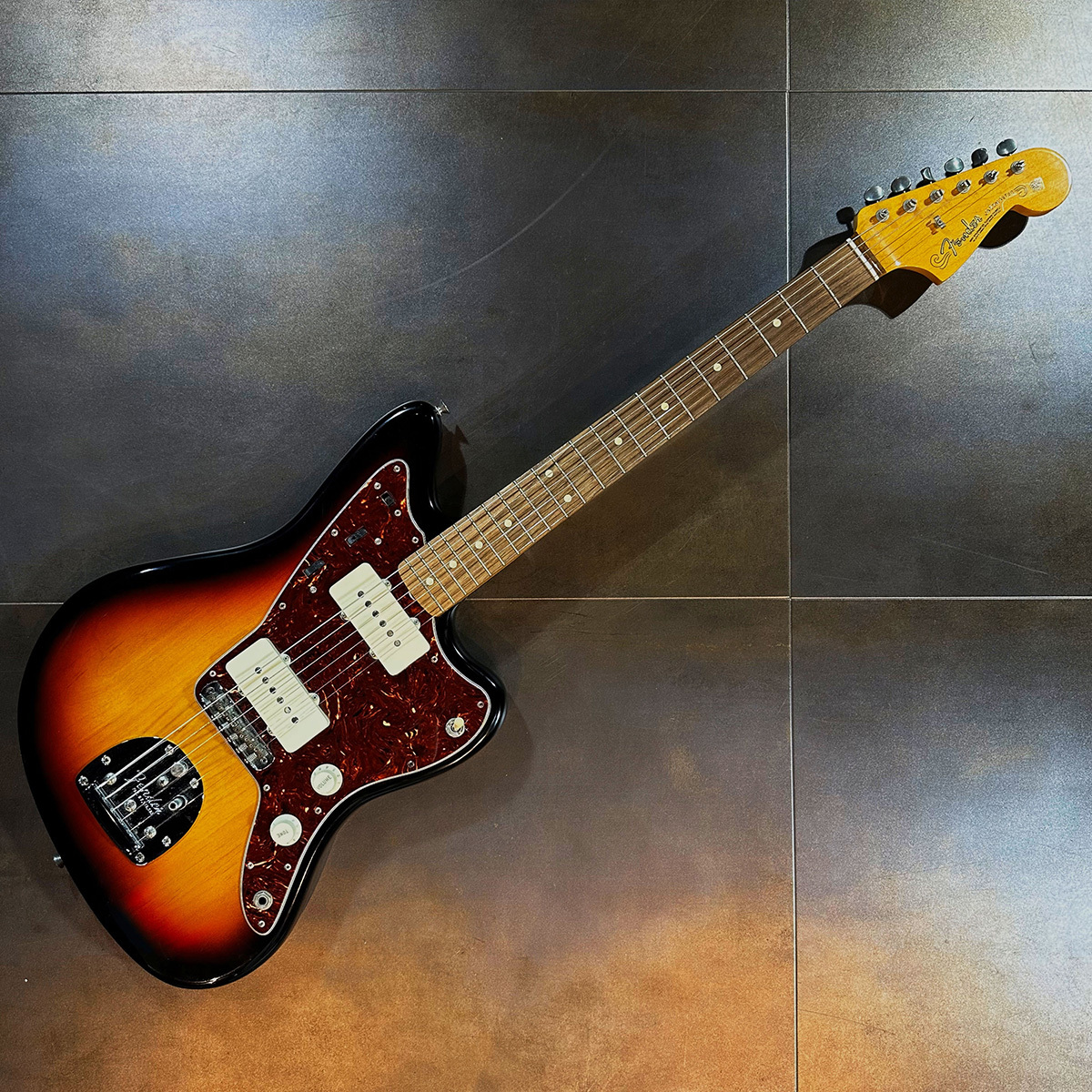 Fender American Vintage 62 Jazzmaster Sunburst（中古）【楽器検索 