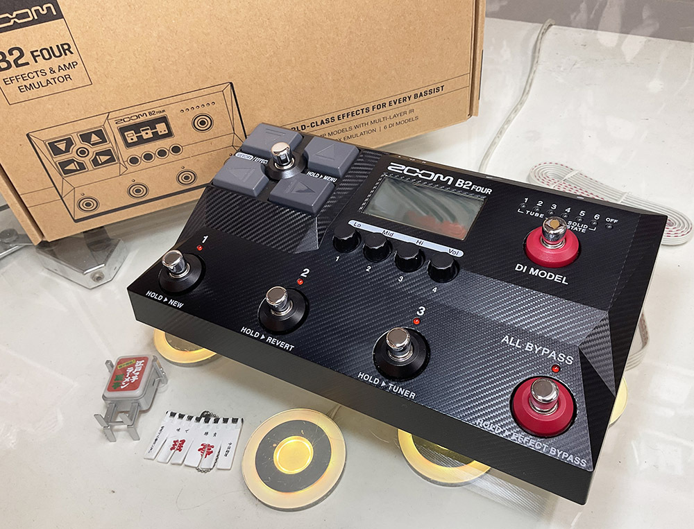 ［値下げ］中古美品 ZOOM B2 FOUR ZOOM B2 FOUR ｜イケベ楽器店オンラインストア